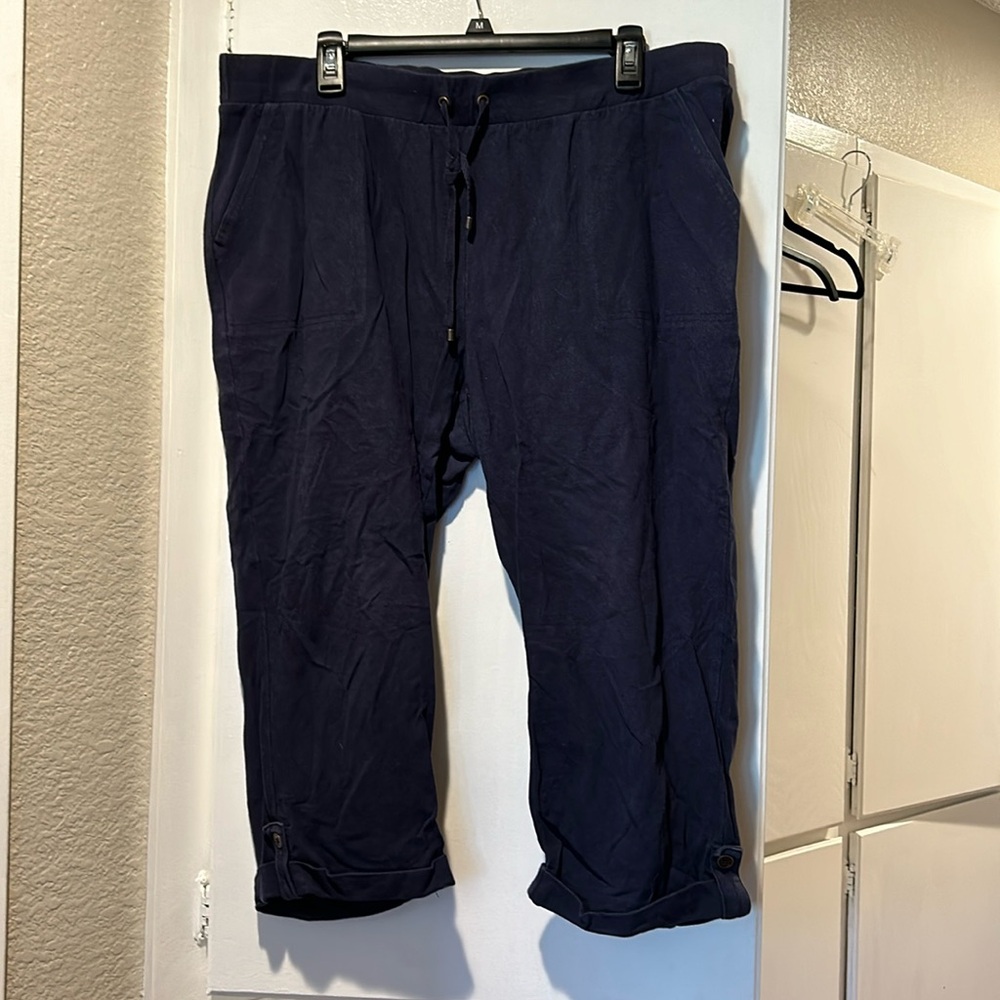 Blue capris
